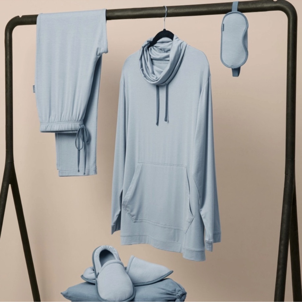 Emirates Business Class Loungewear Pajama Set in Blue Gray size S/M - Picture 3 of 8